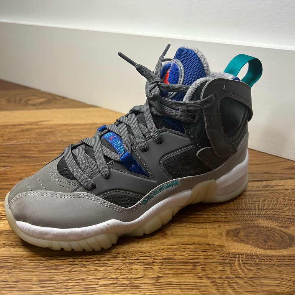 Jordan Kids Sneakers - Gray and Blue